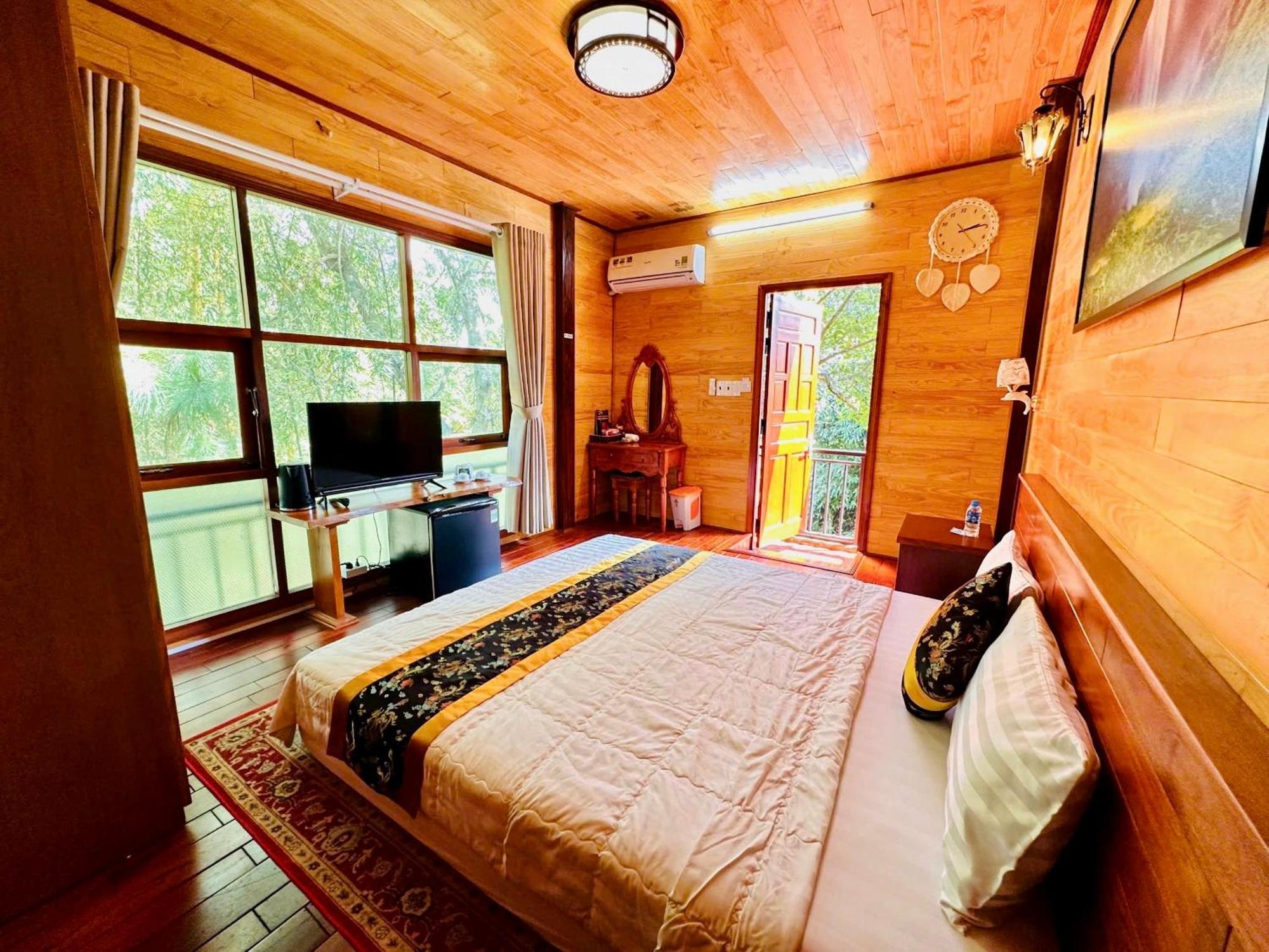 Bazan Home - Hotel & Bungalow Pleiku Rum bild