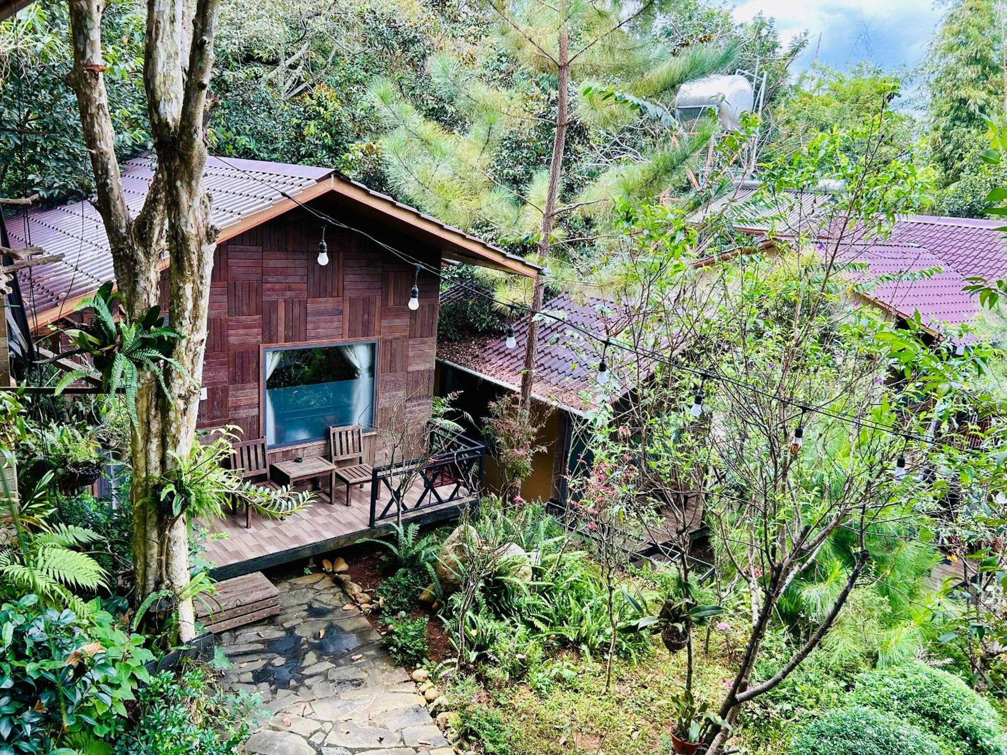 Bazan Home - Hotel & Bungalow Pleiku Exteriör bild